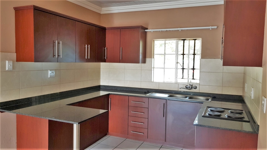 To Let 2 Bedroom Property for Rent in Nelspruit Ext 1 Mpumalanga