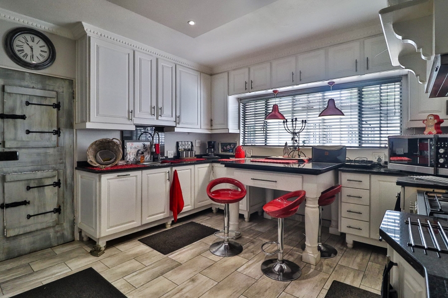 4 Bedroom Property for Sale in Barberton Mpumalanga