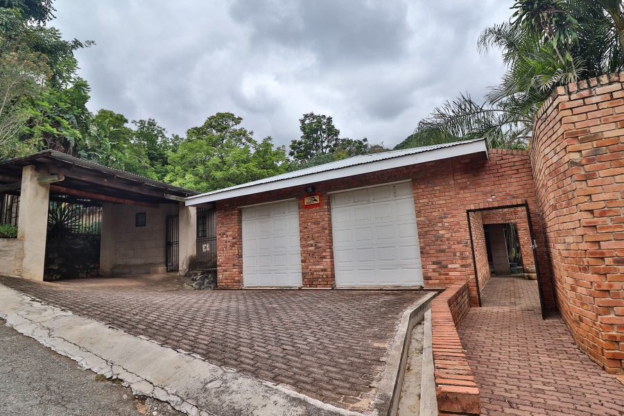 2 Bedroom Property for Sale in Barberton Mpumalanga