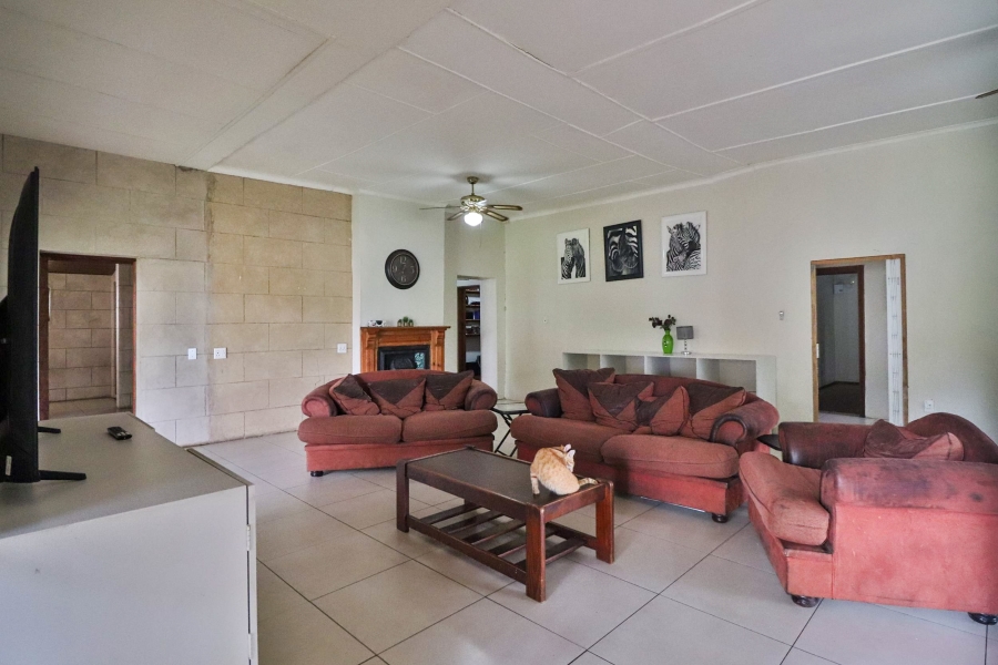 2 Bedroom Property for Sale in Barberton Mpumalanga
