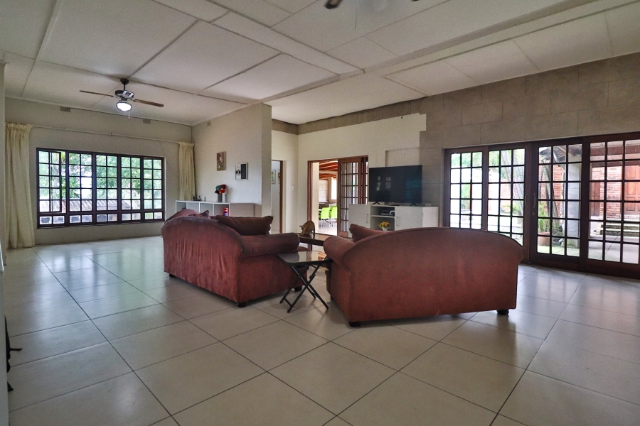 2 Bedroom Property for Sale in Barberton Mpumalanga