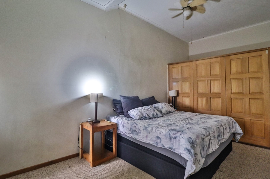 2 Bedroom Property for Sale in Barberton Mpumalanga