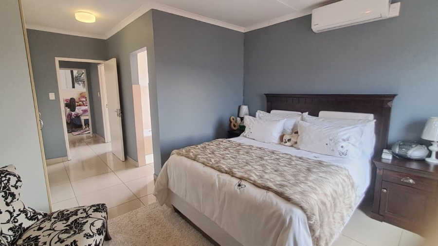 3 Bedroom Property for Sale in Stonehenge Ext 1 Mpumalanga