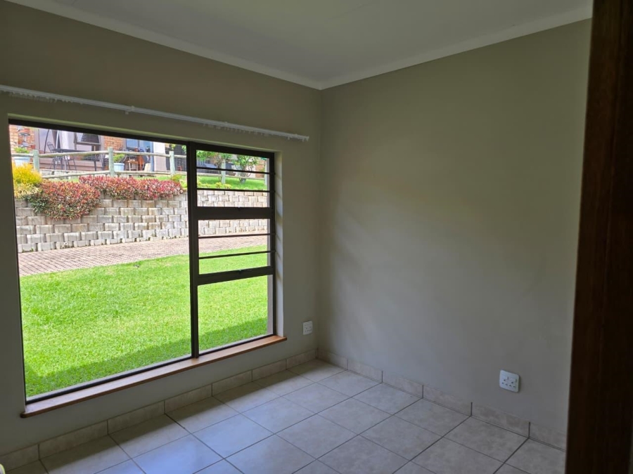 2 Bedroom Property for Sale in Bateleur Estate Mpumalanga
