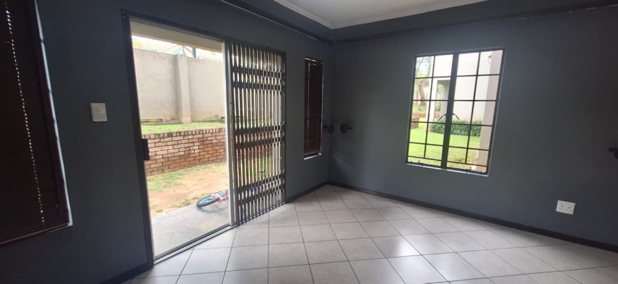 To Let 2 Bedroom Property for Rent in Nelspruit Ext 2 Mpumalanga