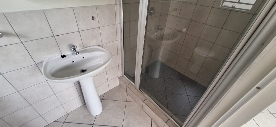 To Let 2 Bedroom Property for Rent in Nelspruit Ext 2 Mpumalanga