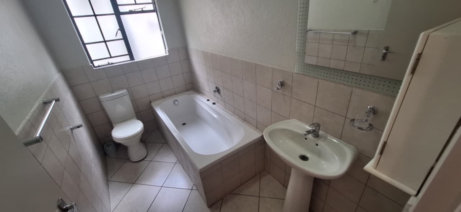 To Let 2 Bedroom Property for Rent in Nelspruit Ext 2 Mpumalanga