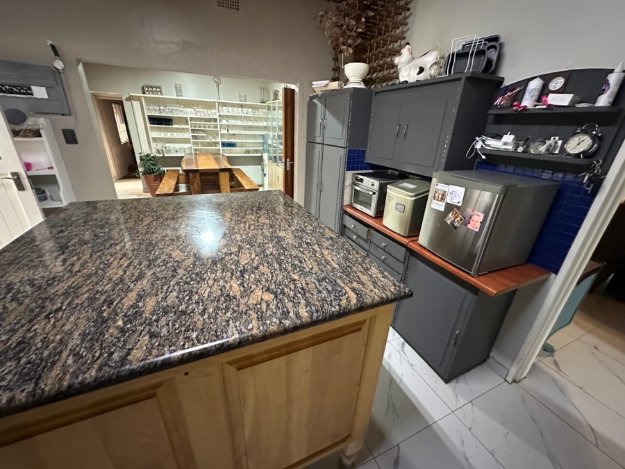 8 Bedroom Property for Sale in Nelspruit Ext 2 Mpumalanga