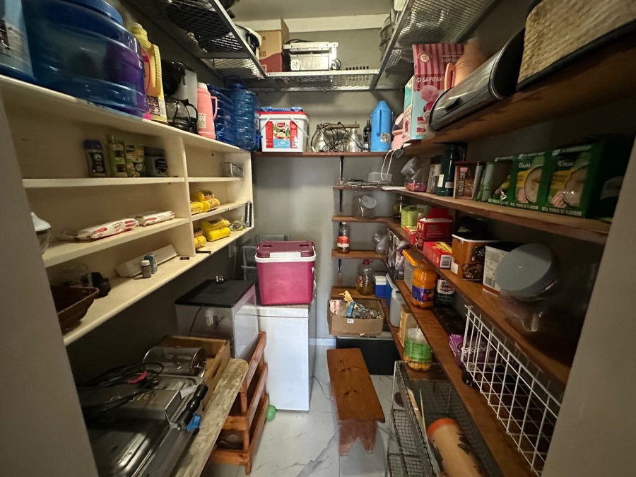 8 Bedroom Property for Sale in Nelspruit Ext 2 Mpumalanga