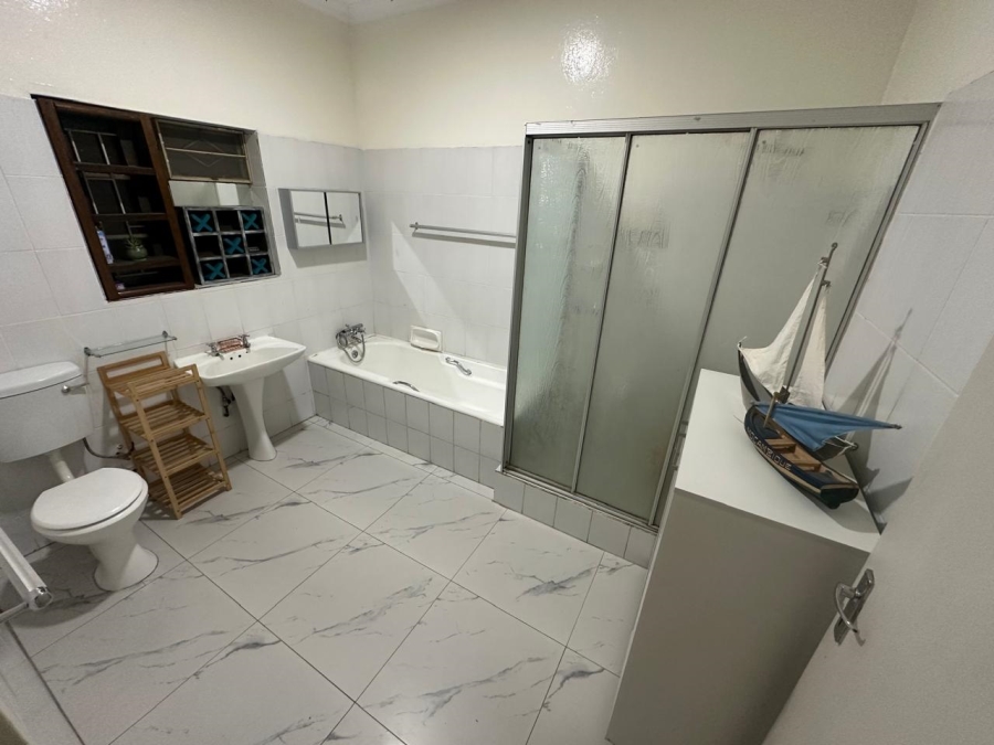 8 Bedroom Property for Sale in Nelspruit Ext 2 Mpumalanga