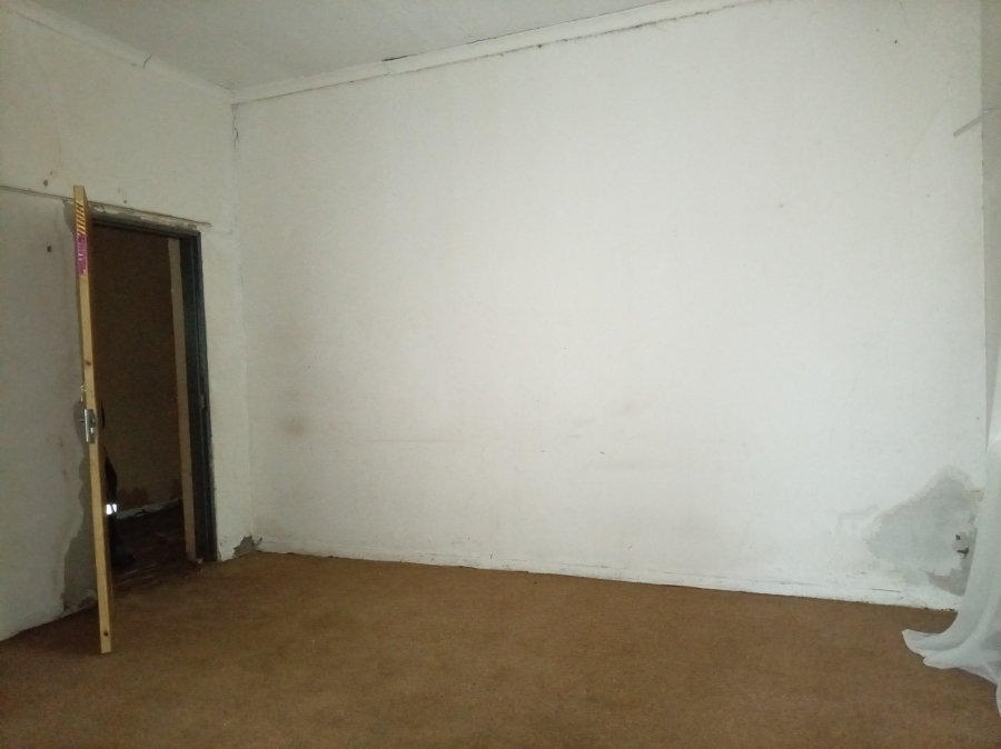 6 Bedroom Property for Sale in Standerton Mpumalanga