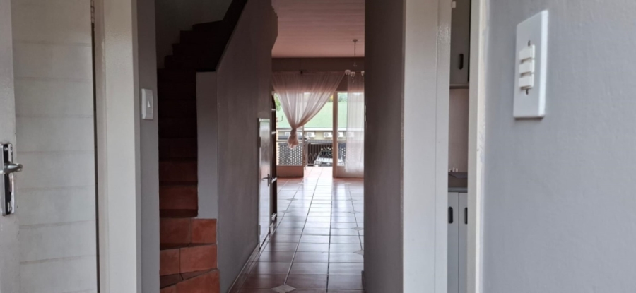 2 Bedroom Property for Sale in White River Mpumalanga