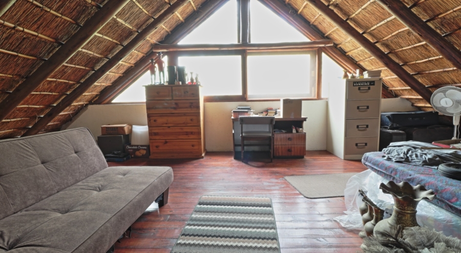 2 Bedroom Property for Sale in Marloth Park Mpumalanga