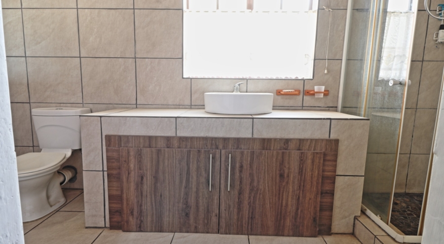 2 Bedroom Property for Sale in Marloth Park Mpumalanga