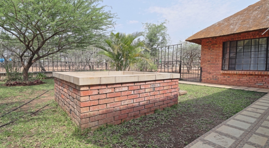 2 Bedroom Property for Sale in Marloth Park Mpumalanga