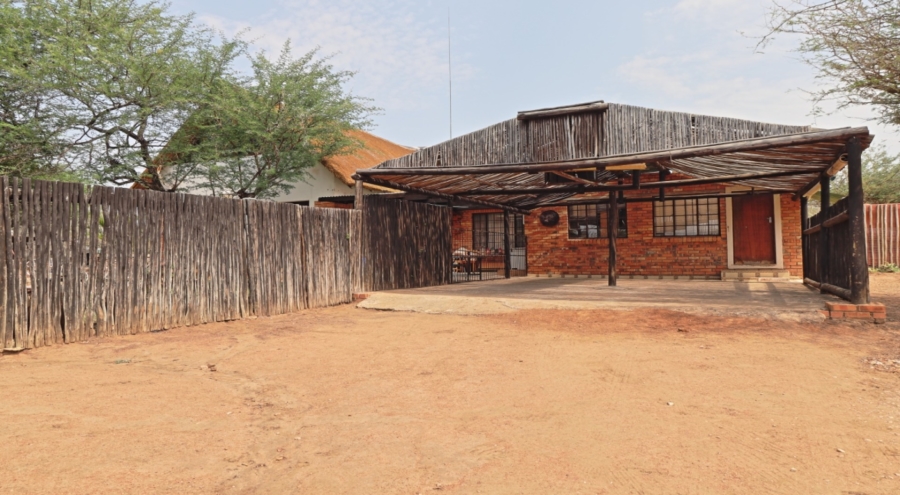 2 Bedroom Property for Sale in Marloth Park Mpumalanga