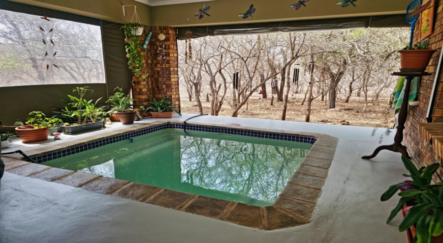 2 Bedroom Property for Sale in Marloth Park Mpumalanga