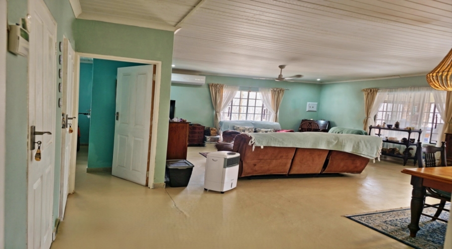 2 Bedroom Property for Sale in Marloth Park Mpumalanga