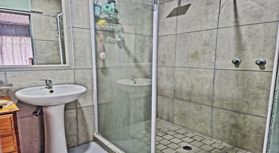 2 Bedroom Property for Sale in Marloth Park Mpumalanga