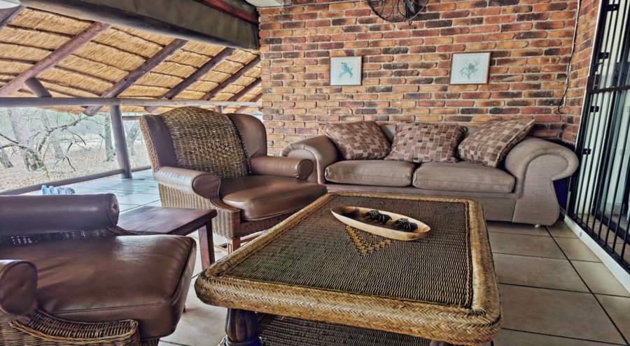 2 Bedroom Property for Sale in Marloth Park Mpumalanga