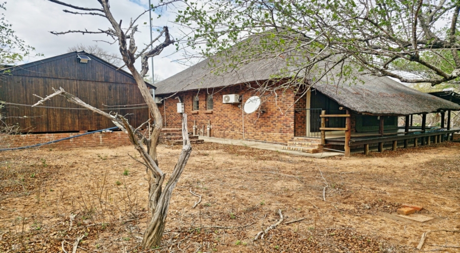2 Bedroom Property for Sale in Marloth Park Mpumalanga