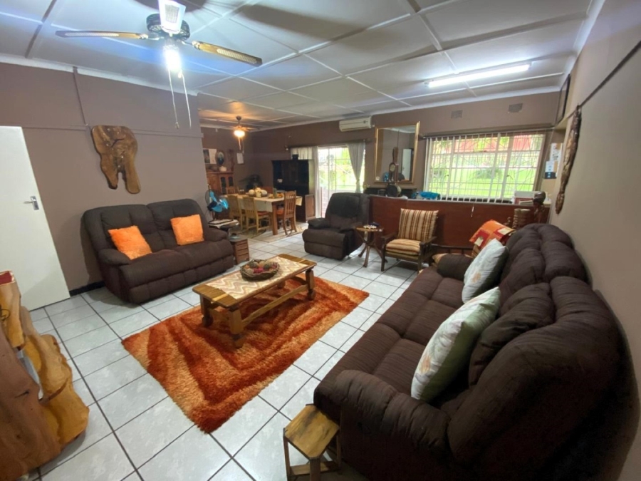 5 Bedroom Property for Sale in White River Ext 3 Mpumalanga