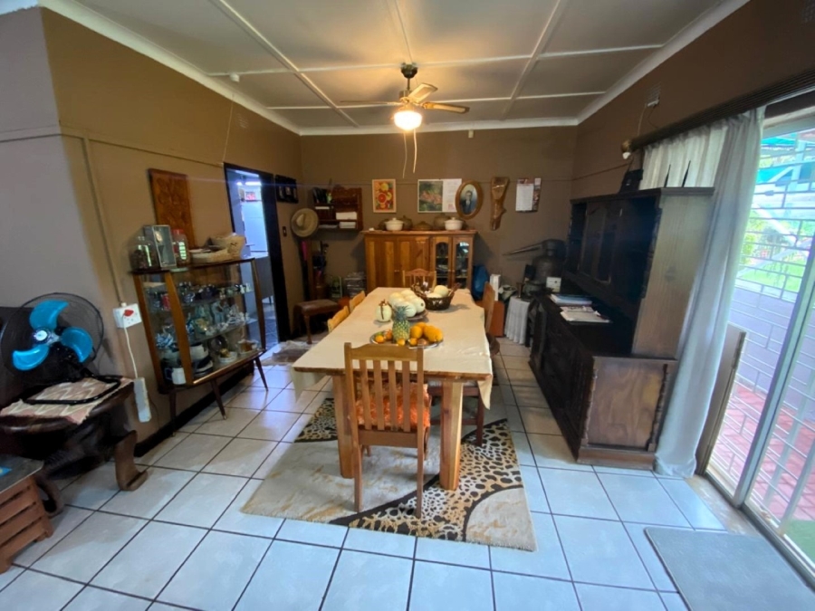 5 Bedroom Property for Sale in White River Ext 3 Mpumalanga