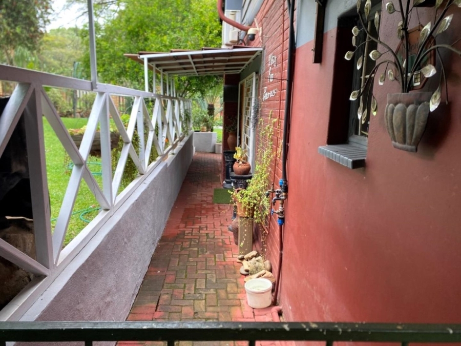 5 Bedroom Property for Sale in White River Ext 3 Mpumalanga