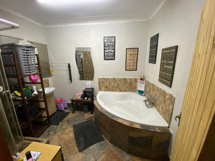 3 Bedroom Property for Sale in White River Ext 3 Mpumalanga