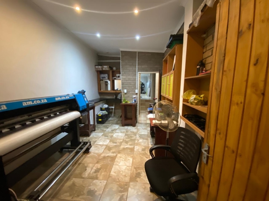 3 Bedroom Property for Sale in White River Ext 3 Mpumalanga