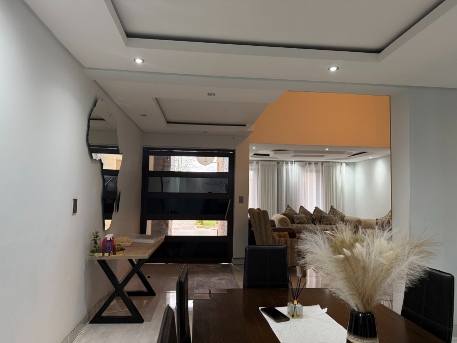 5 Bedroom Property for Sale in Hazyview Mpumalanga