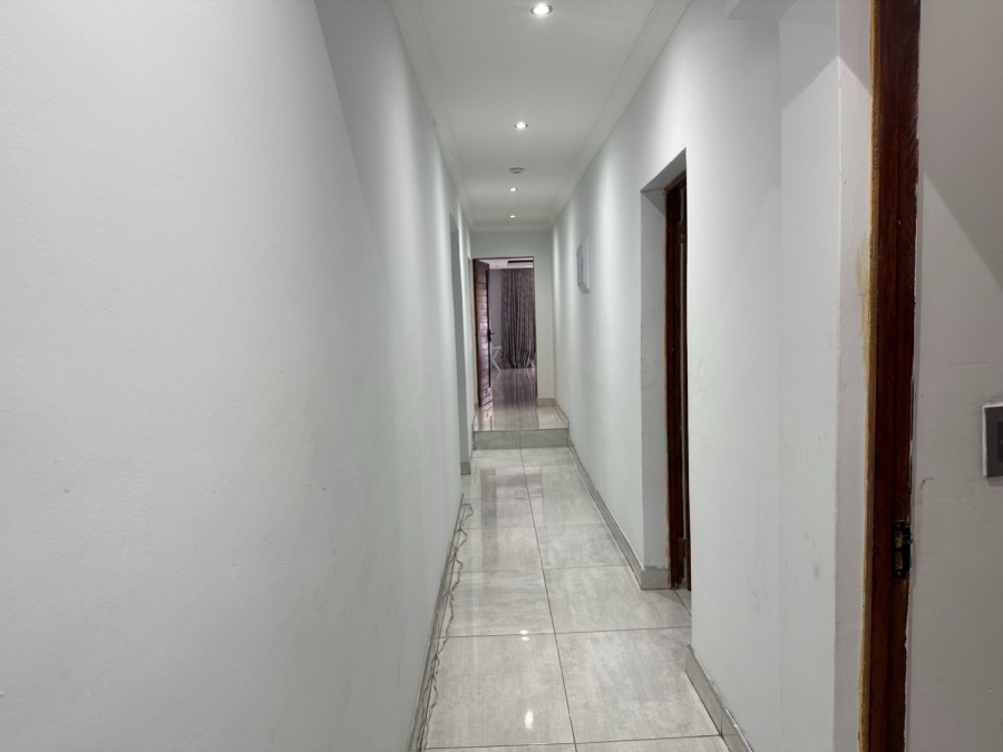 5 Bedroom Property for Sale in Hazyview Mpumalanga