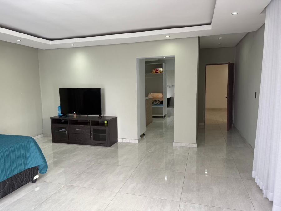 5 Bedroom Property for Sale in Hazyview Mpumalanga