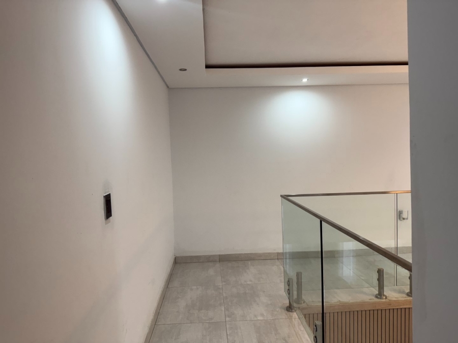 5 Bedroom Property for Sale in Hazyview Mpumalanga