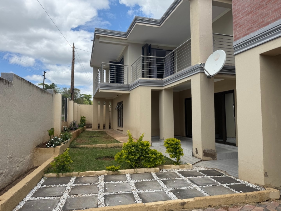 5 Bedroom Property for Sale in Hazyview Mpumalanga