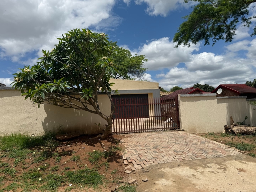 5 Bedroom Property for Sale in Hazyview Mpumalanga
