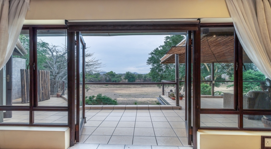 5 Bedroom Property for Sale in Malelane Mpumalanga