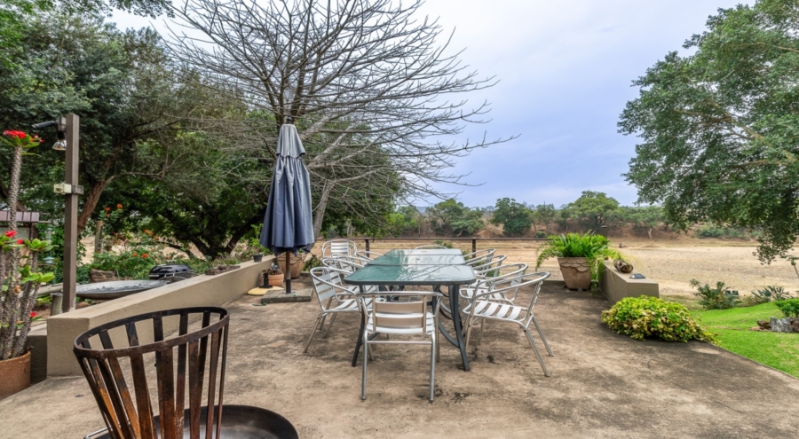 5 Bedroom Property for Sale in Malelane Mpumalanga