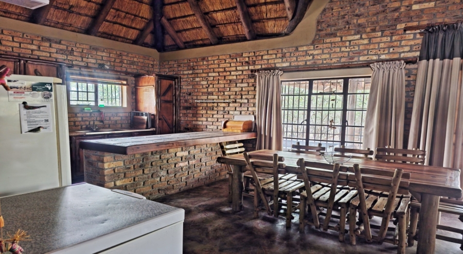 2 Bedroom Property for Sale in Marloth Park Mpumalanga