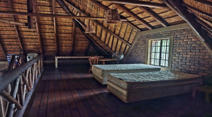 2 Bedroom Property for Sale in Marloth Park Mpumalanga