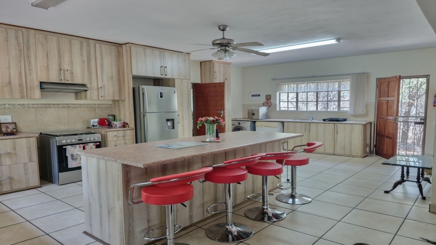 4 Bedroom Property for Sale in Marloth Park Mpumalanga