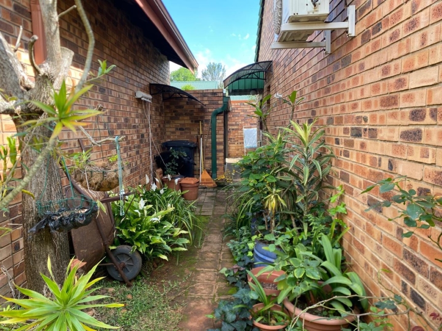 3 Bedroom Property for Sale in White River Ext 18 Mpumalanga