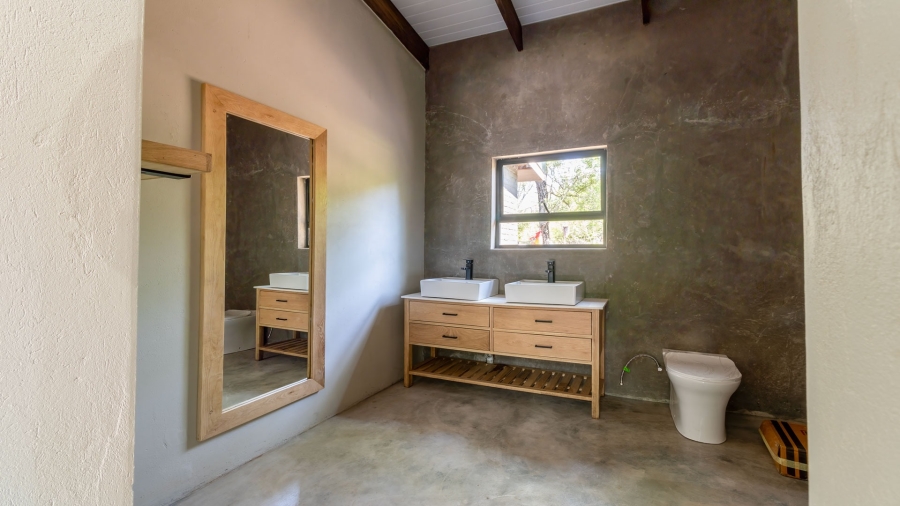 2 Bedroom Property for Sale in Marloth Park Mpumalanga