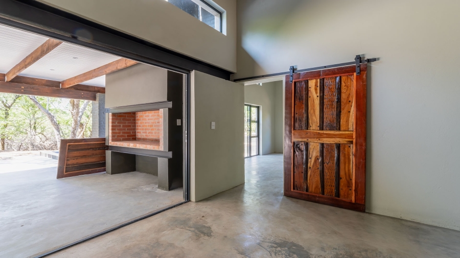 2 Bedroom Property for Sale in Marloth Park Mpumalanga