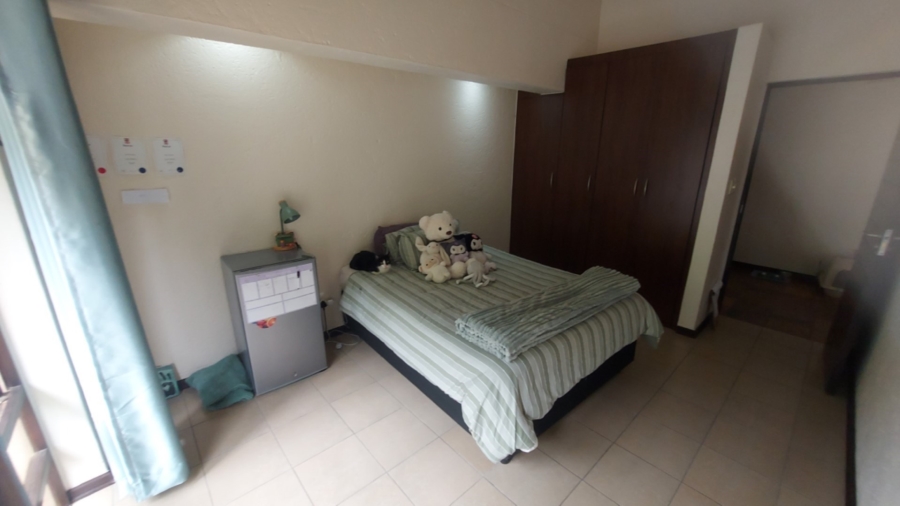 3 Bedroom Property for Sale in Nelspruit Ext 11 Mpumalanga