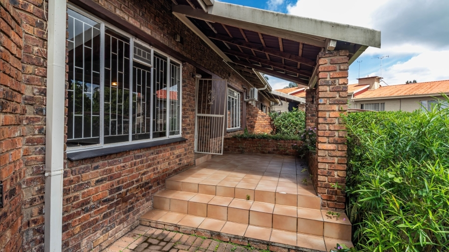 2 Bedroom Property for Sale in White River Mpumalanga