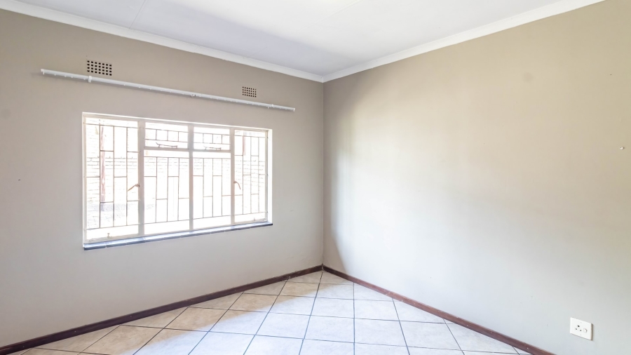 2 Bedroom Property for Sale in White River Mpumalanga