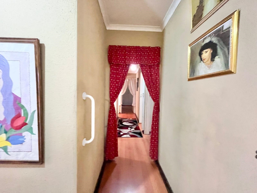 3 Bedroom Property for Sale in Noordrand Mpumalanga