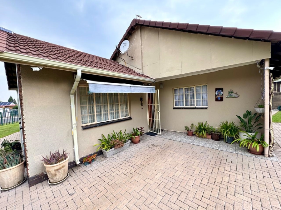 3 Bedroom Property for Sale in Secunda Mpumalanga