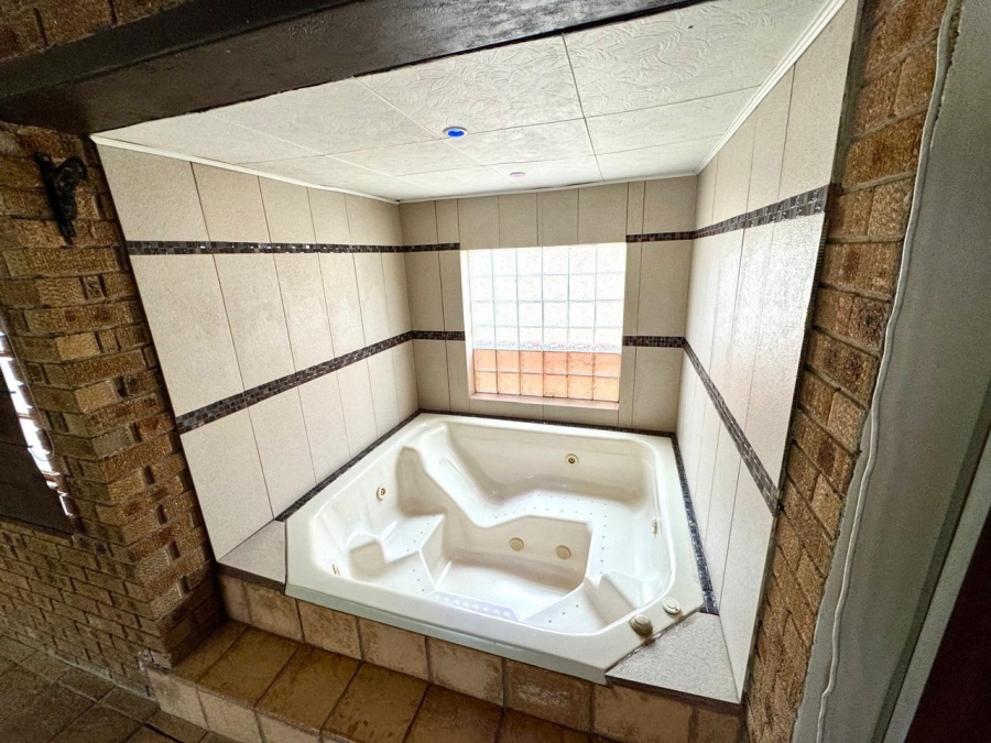 4 Bedroom Property for Sale in Secunda Mpumalanga